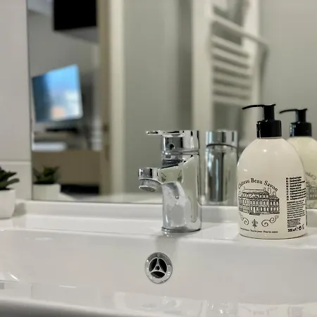 Horizon Bois By Melrose Asnelles