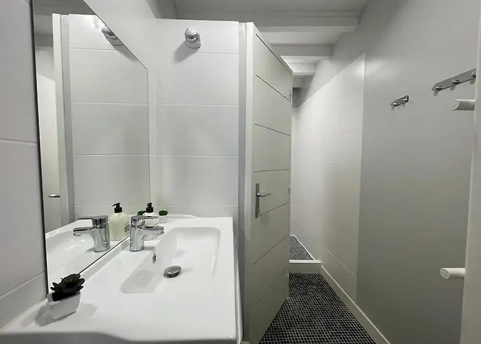 Horizon Bois By Melrose * אסנלס